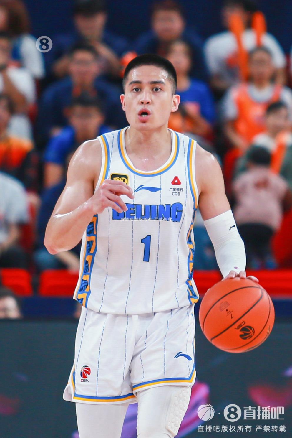 第四節(jié)先生！陳盈駿9中3得11分2板9助&11分全部為第四節(jié)所得！